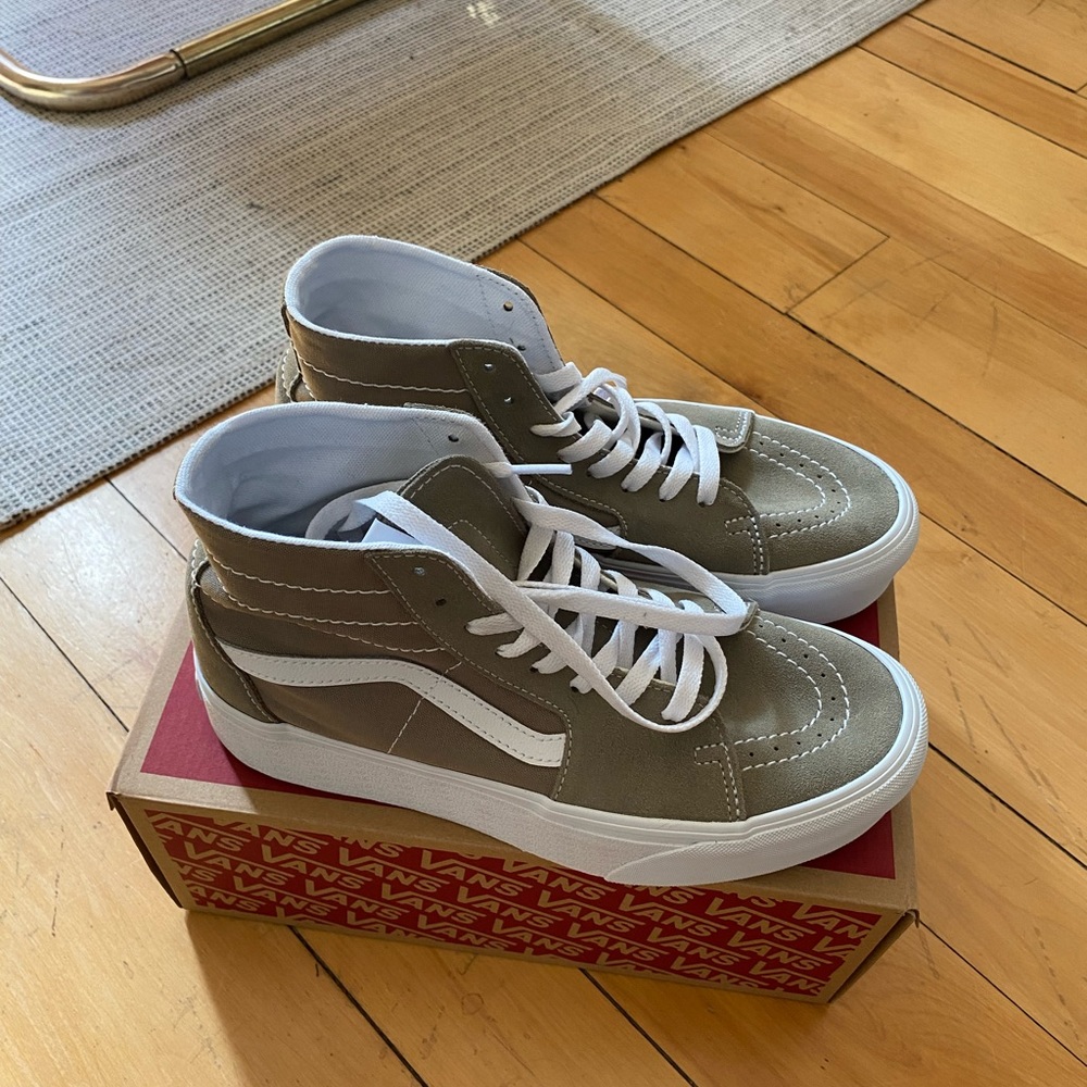 Vans Sk8-Hi Platform Sneakers in Olive and White - Picture 5 of 9